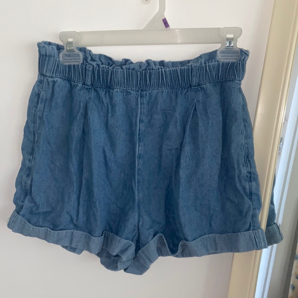 PAPER BAG SHORTS